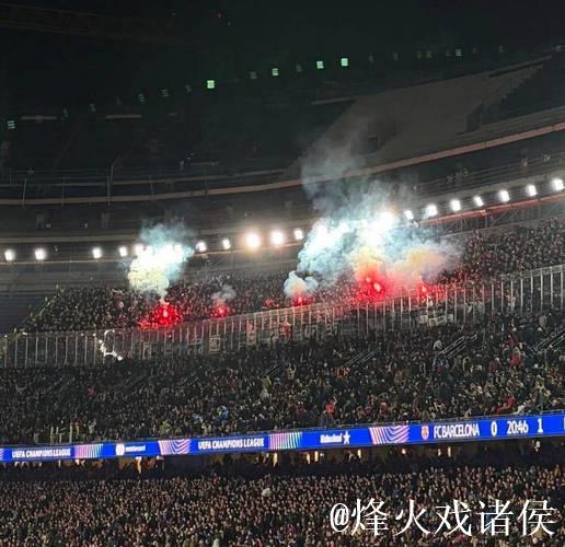 世体：法兰克福球迷在诺坎普制造骚乱，巴萨要求